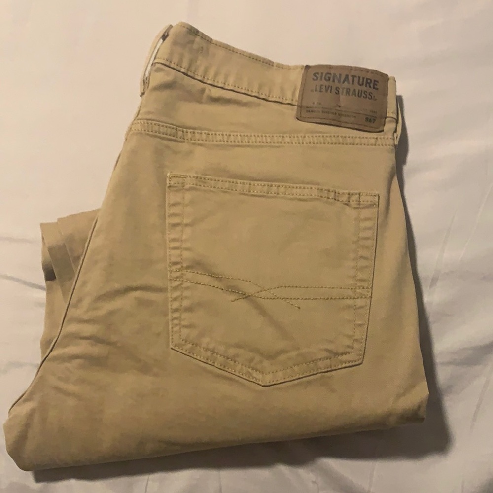 Levi’s men’s 36 x 32 khaki jeans